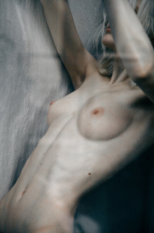 Ostentatious Narcissism