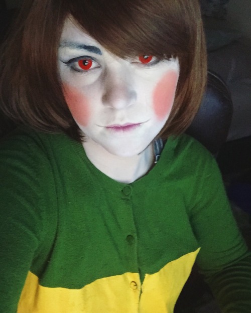 (Idk of these posted alright, tumblr mobile is an ass)CHARA!I love cosplaying them so much aaa H