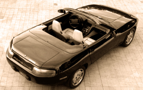 carsthatnevermadeit:  Porsche 928 Cabriolet, 1987. The 928 was only ever sold as a closed coupe but Porsche made several prototype convertible 928s, one of which resides at their museum in StuttgartÂ top pic byÂ ovn.town/flickr