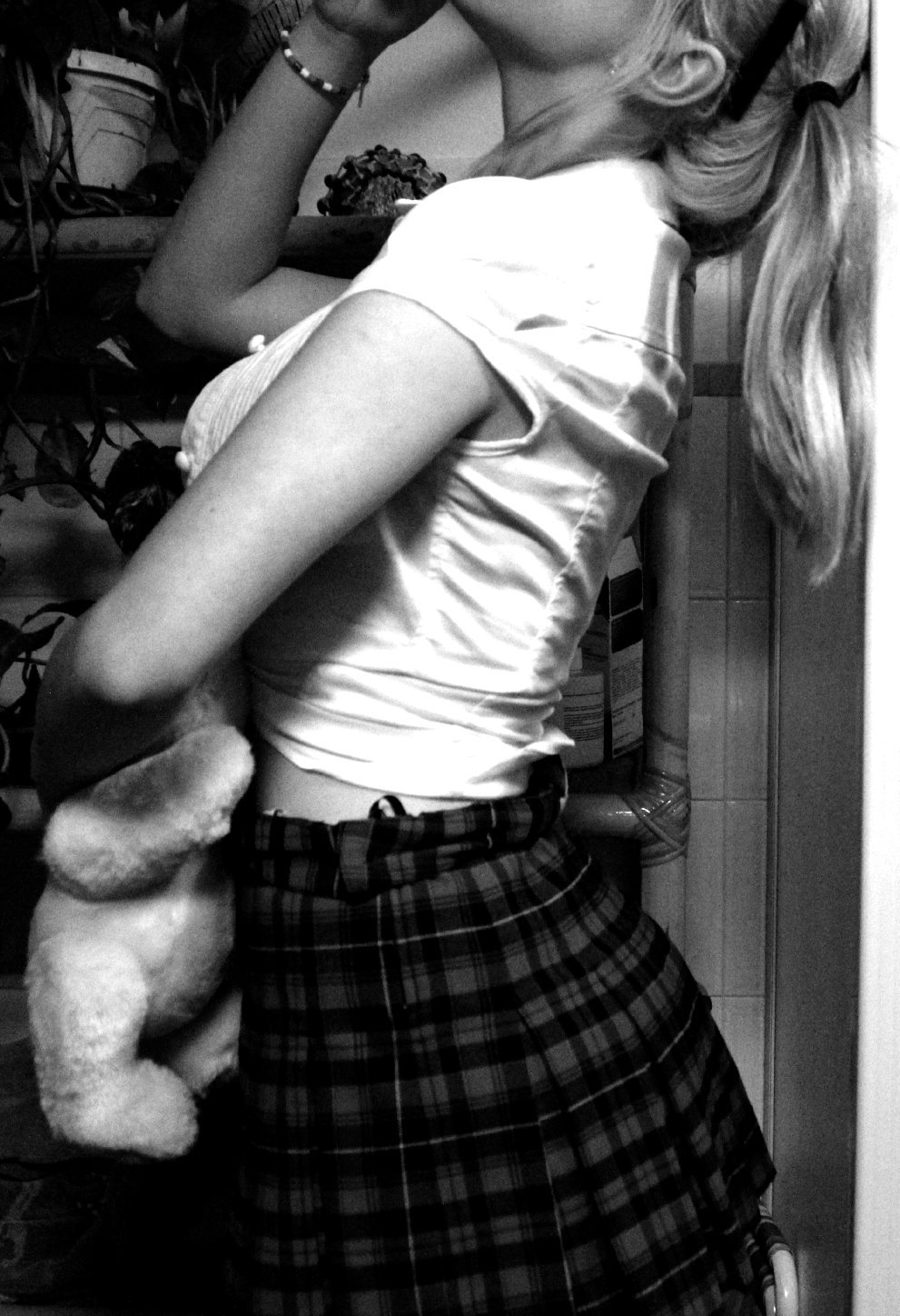 daddys-p1g:  Dressed up as a baby girl for daddy. 