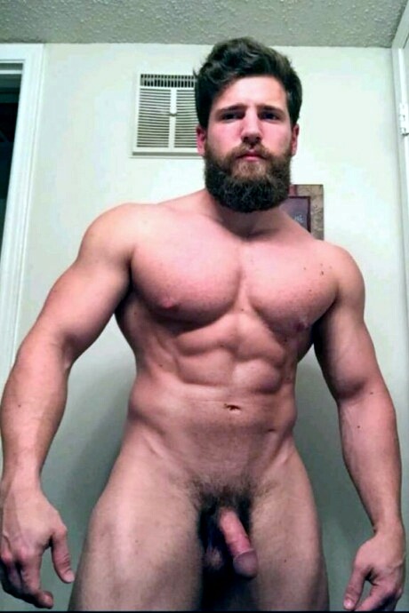 brainjock:  Super Cut Pocket str8 Bro!  This stud looks amazing with all those tight and compact muscles flexing…..his beefy muscle butt was made to be fucked only by cocks 8" and up