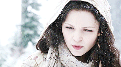 reginaoflocksley:  once upon a time » red &amp; white 