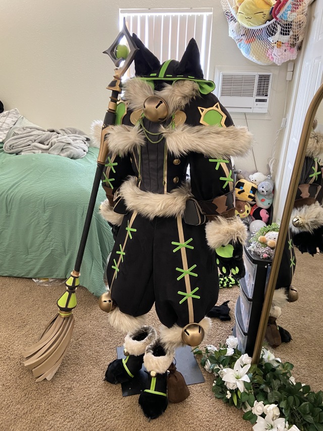 NEKOMANCER 2 ELECTRIC BOOGALOO IS DONE 
i'll probably have more to say on the formal reveal post when i actually wear the 