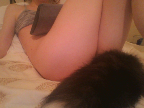 lilyypet:playin fallout shelter 
