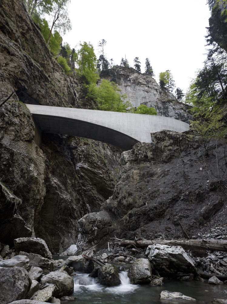 archatlas:    Schaufelschlucht Bridge   With the second arch bridge on the spectacular