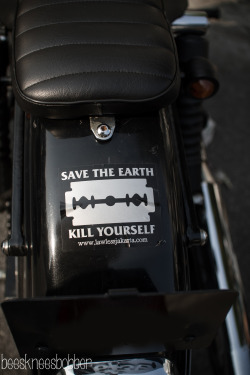 beeskneesbobber:  save the earth, kill yourself