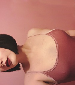 fakatnezz:  that soft pink matter,cotton