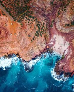 saltywiings:  Kalbarri colours 🎨 . . #saltywings #fromwhereidrone #seeaustralia #justanotherdayinwa #kalbarri #coralcoast #thisiswa http://ift.tt/2dCNqYh