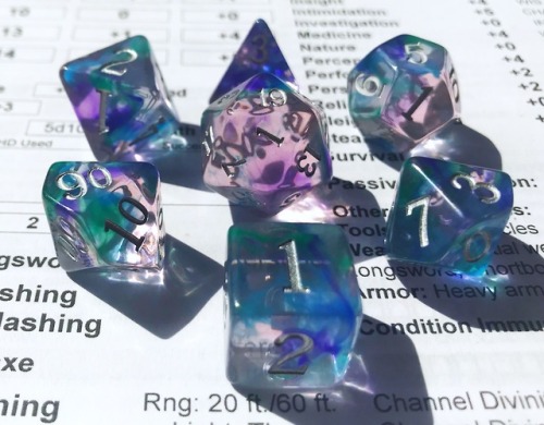 battlecrazed-axe-mage:Rainbow fluorite dice ✨