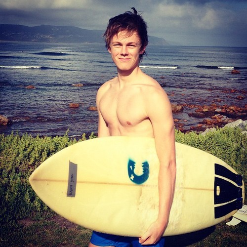 bradford-heat:  Caspar Lee on We Heart It. http://m.weheartit.com/entry/56576105/via/PattsLee