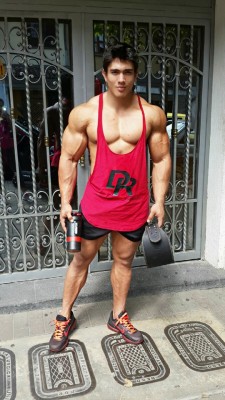 musclemex:  Daniel Roman