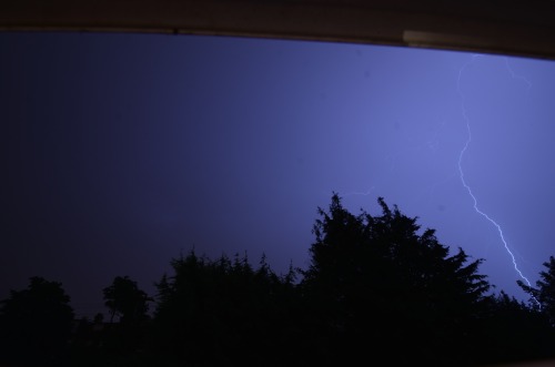 Clouds and lightning22-06-2016Si