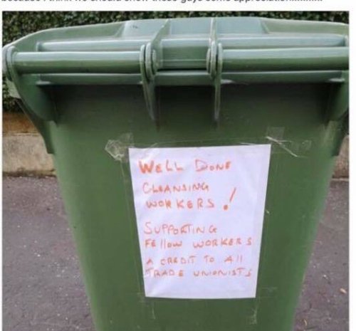 class-struggle-anarchism:Glasgow says thanks to refuse workers after strike walkoutEvery refuse work