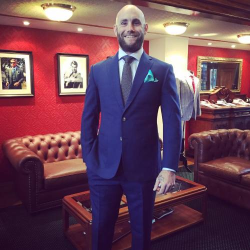 zinkandsons:  The DR looking sharp in his new suit. Cloth by @dugdalebrosandco tie by @dormeuil1842 #bespoke shirt by us. #zinkandsons #madetomeasure #sydneytailor #tailorsydney #navy #dugdalebros #tailoring #sydney #mensstyle #mensfashion #dapper #beards