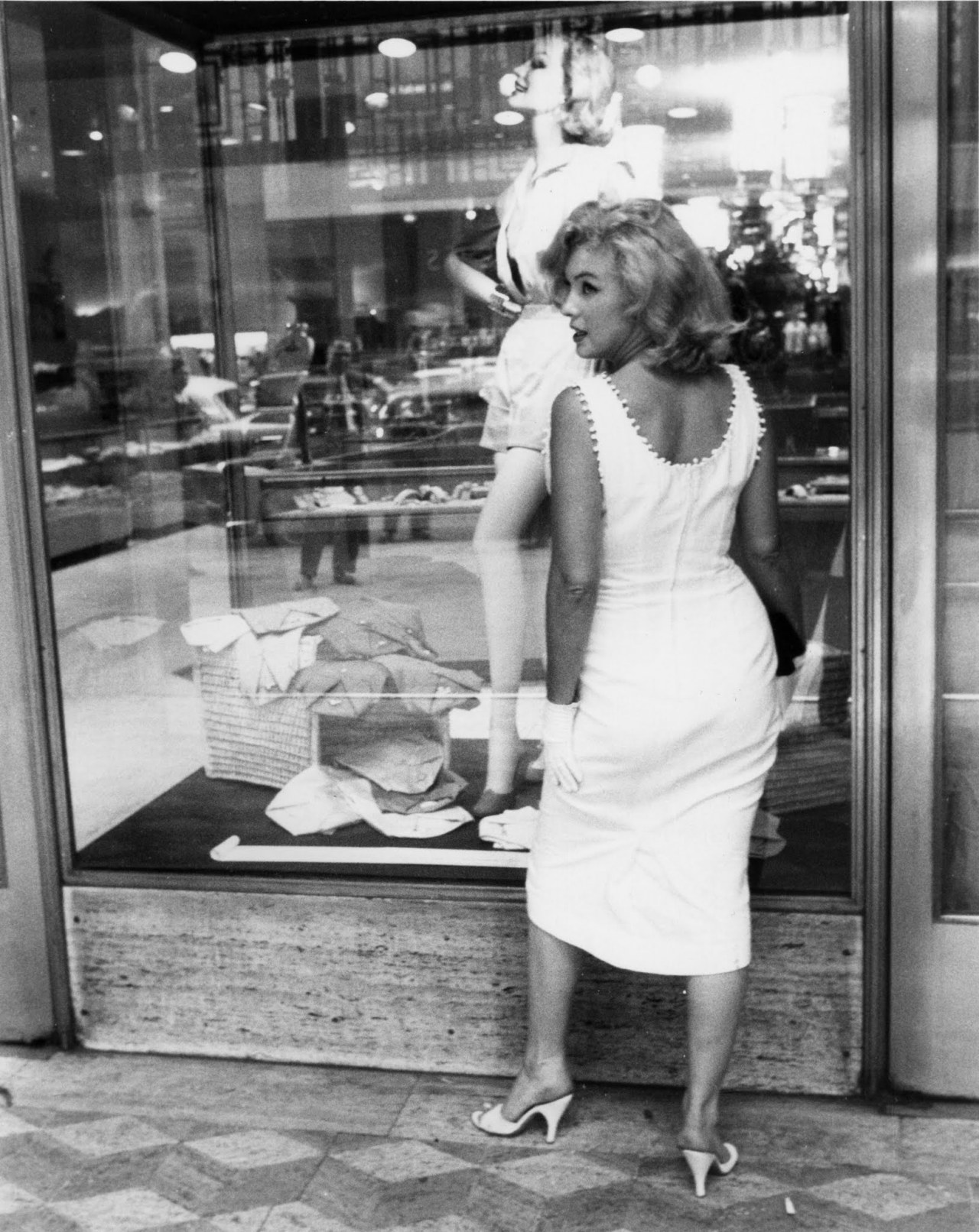 retrogasm:    Simply Marilyn Monroe  