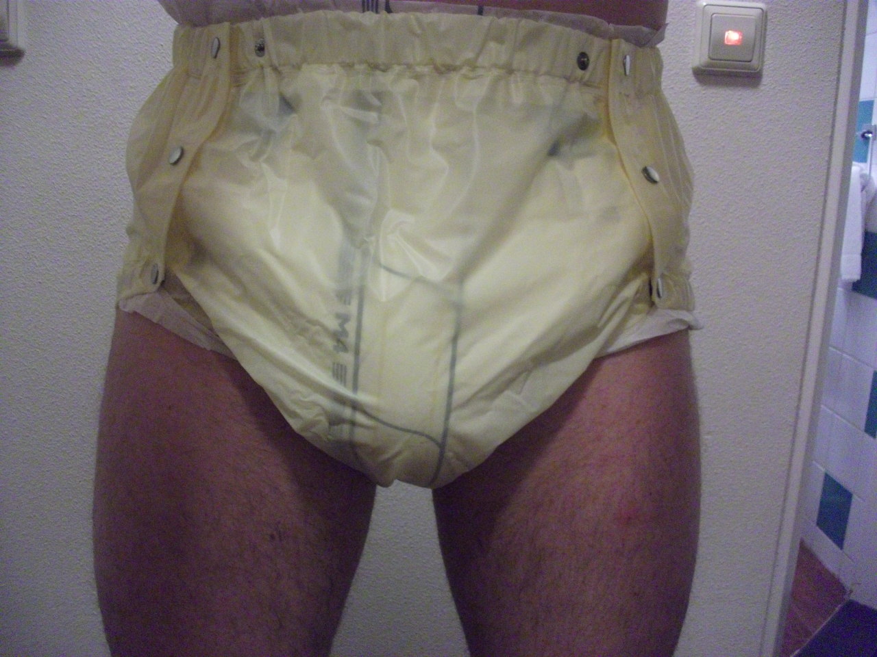 voxxy04:  Had a wet night…