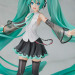 pcktknife:i need everyone to see how cute this miku fig is rn