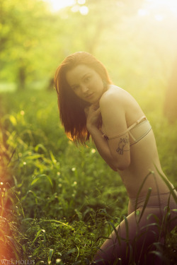 willhollis:  Model: Abby Photographer: Will Hollis Help support my photography: patreon.com/willhollis 