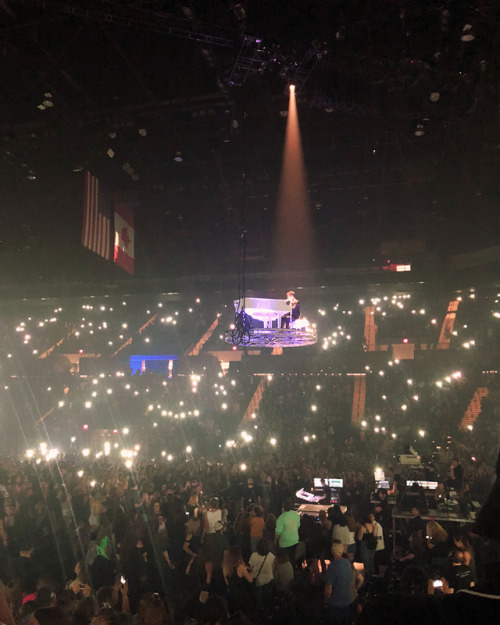 forever my favorite #panicatthedisco (at Nassau Veterans Memorial Coliseum)