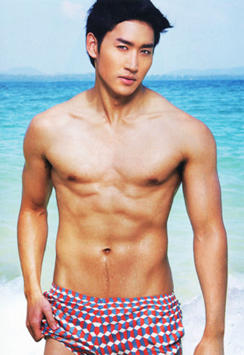 Cute Asian Men