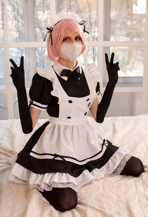 Hopefully this maid will make you feel warm inside even if it begins to get cold outside :3