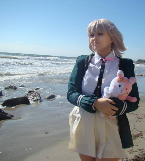 sensei-spooky: senseimac: Chiaki Nanami - Super Dangan Ronpa 2 First set of photos from Nanami this 