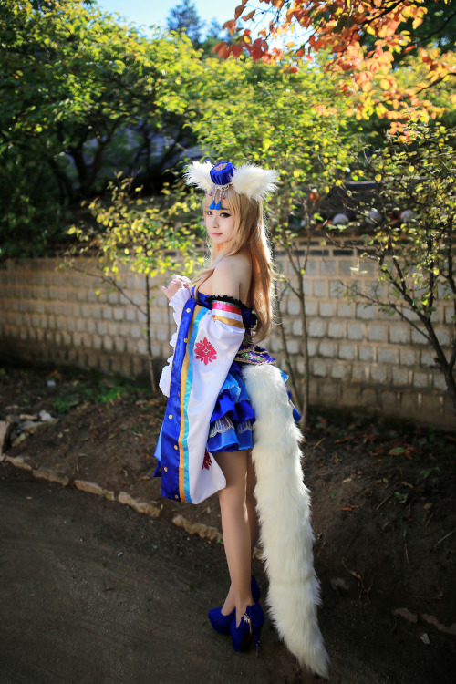 Kaku-san-sei Million Arthur (Nine Tailed Fox)  More Cosplay Photos & Videos - http://tinyurl.com/mddyphv  New Videos - http://tinyurl.com/l969dqm 