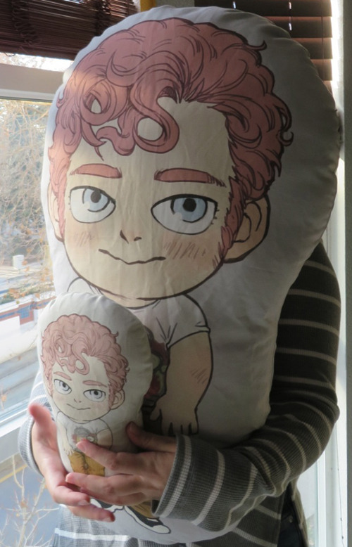 i got my giant benedict ;w; i have my pillows sewn by a seamstress downtown and so