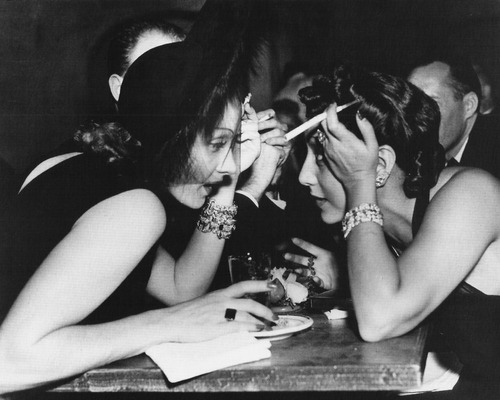 la-femme-terrible:Marlene Dietrich and Ann Warner at the trocadero,1939by Eve Arnold