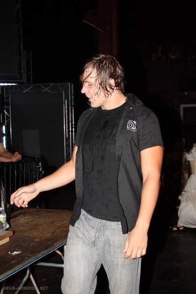 moxleymania:  Countdown to Dean Ambrose’s birthday. Day 4/14