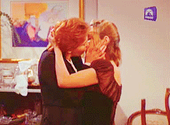 jetgirl78:Remember that time Emma Thompson guest starred on Ellen as a gay version of herself…