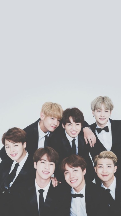 BTS • please like if you save or screenshot • follow for more lockscreens • feel free to request you