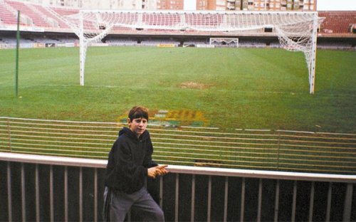 bearderic:  messi, the day he signed for barcelona