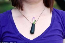 asylum-art:  Wearable Planter: ‘It’s jewelry for green thumbs’: Designer’s business blossoms thanks to rings and necklaces that contain living plants Jewelry for green thumbs’ is how Colleen Jordan, an Atlanta-based industrial designer, describes