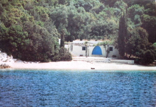 apeninacoquinete - skorpios island,1970s