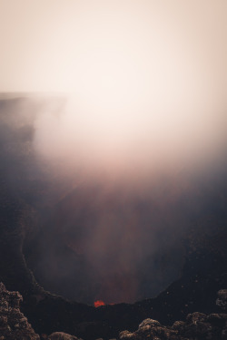 tornxdo:  Volcan Masaya, Nicaragua || Zachary Harris 