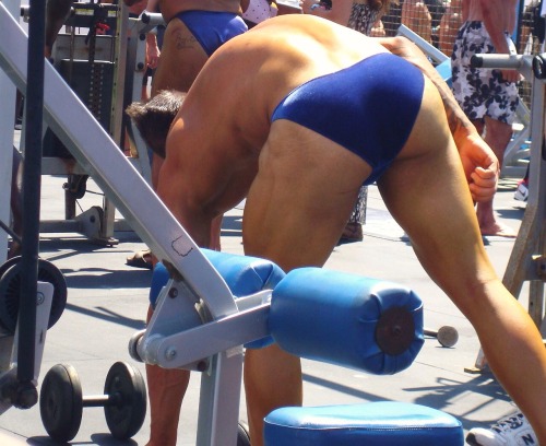 Muscle-Thong Lover