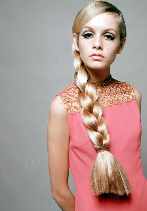 rachelzoe:Thursday Muse and major 60′s style inspo via Twiggy.vibes