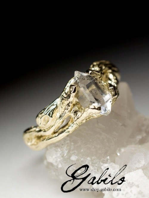 sosuperawesome: Rings Gabilo on Etsy See our #Etsy or #Rings tags