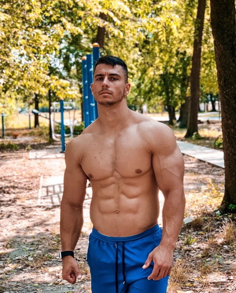 hunks4you:  Follow https://hunks4you.tumblr.com/