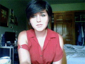 punnylittlepiggy:  punnylittlepiggy:  people who hate short hair on women obviously