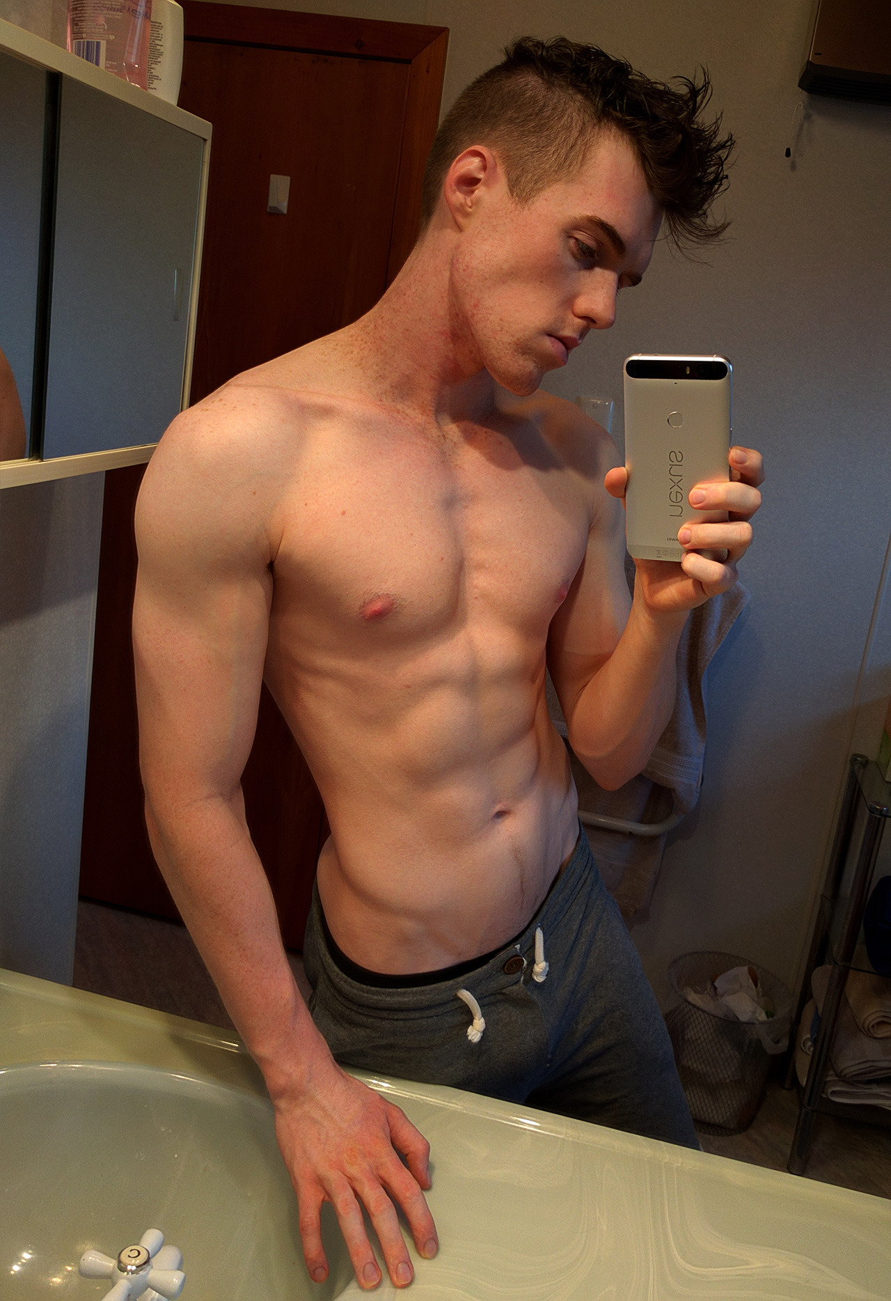 butt-berry:  Five month long bulk/cut cycle has resulted in approx. 2.5kg of muscle