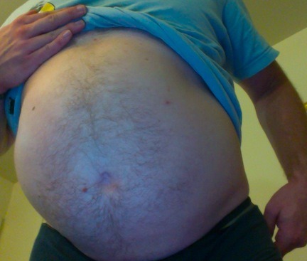 XXX kaptn03:  I ate until my belly was asymmetrically photo