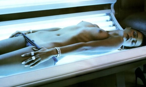 a-state-of-bliss: Vogue Paris April 2005 - Carmen Kass by Mikael Jansson