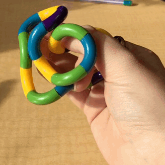 Tangle Obsession — yesimslappin: Stimming after a test c:
