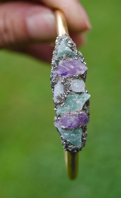 etsyfindoftheday:  etsyfindoftheday 3 | 11.19.14 raw stone cuff: amethyst, aquamarine, aventurine, and pyrite by anaberjewelry ugh, i love this clustered gemstone cuff. LOVE. the combination of stones chosen are so thoughtful and aesthetically pleasing