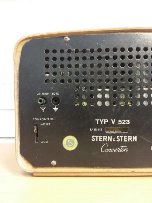 Stern &amp; Stern Concerton V523 Tube Radio, 1952