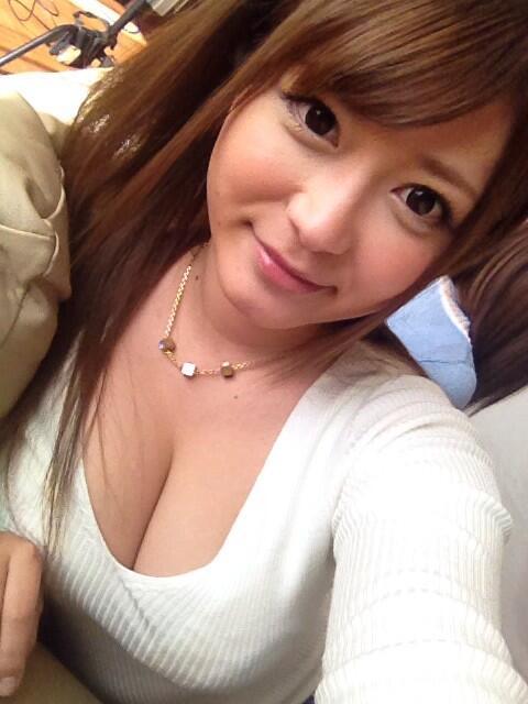 acricket86:  Twitter / satoharuki_: 今日はkmpさんで撮影でっす！ 姉妹ものだよー☻