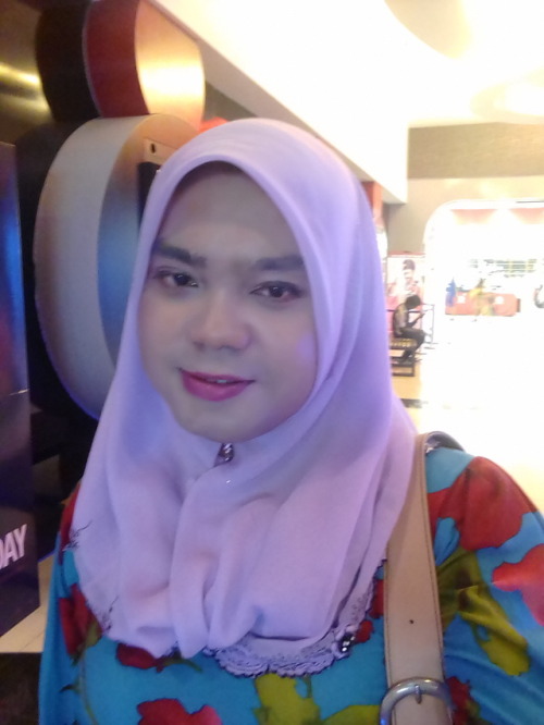 sayazanasuzanna: Mcm mana hrini zana cantik x? Comel? Npr semua suka tgk pic zana yea? Hi zana bg pi