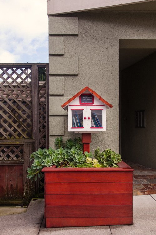 The “Little Free Libraries” sprinkled around San Francisco are so endearing. Take a book, bring a bo